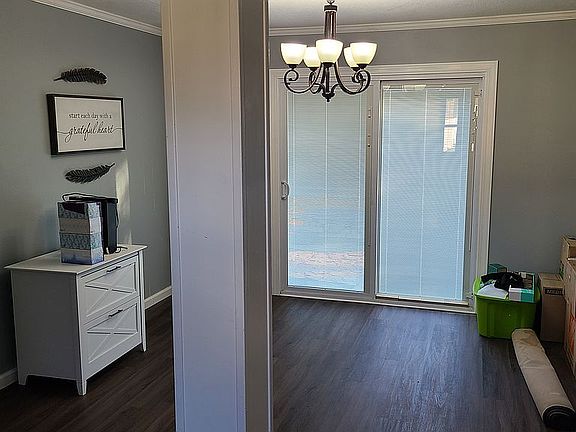 Entryway, dining room