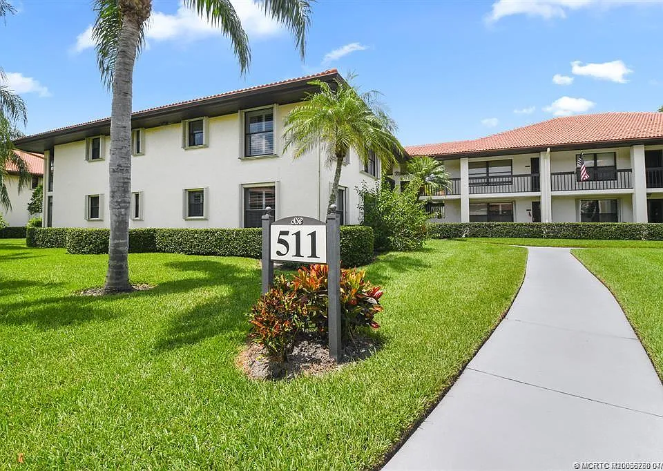 511 SW South River Dr #207