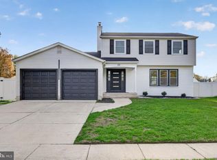 22 Willow Ridge Rd, Marlton, NJ 08053