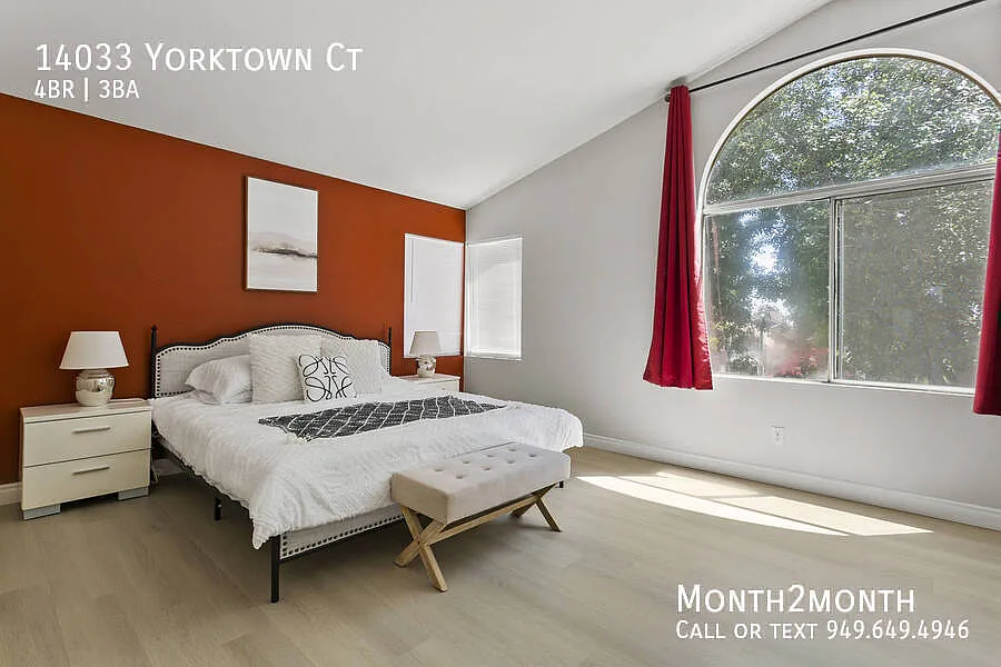 Spacious and Elegant Home on Yorktown Ct — Photo 4