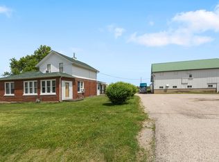 39525 N Delany Rd, Wadsworth, IL 60083