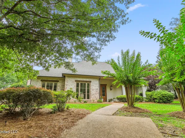 145 Oakhurst Trl, Ridgeland, MS 39157