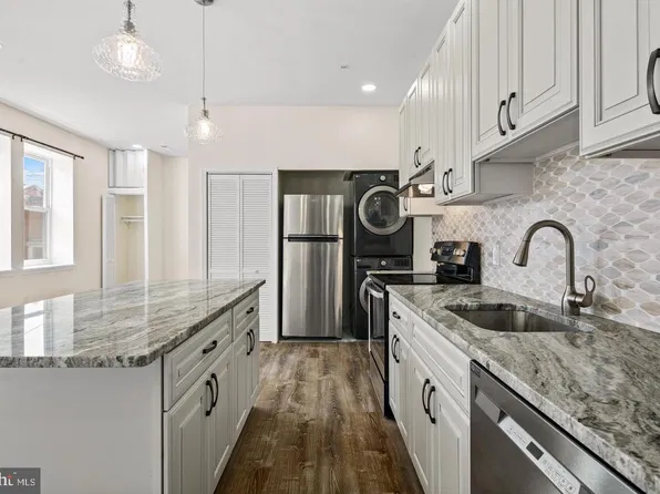 301 South St Floor 2, Philadelphia, PA 19147