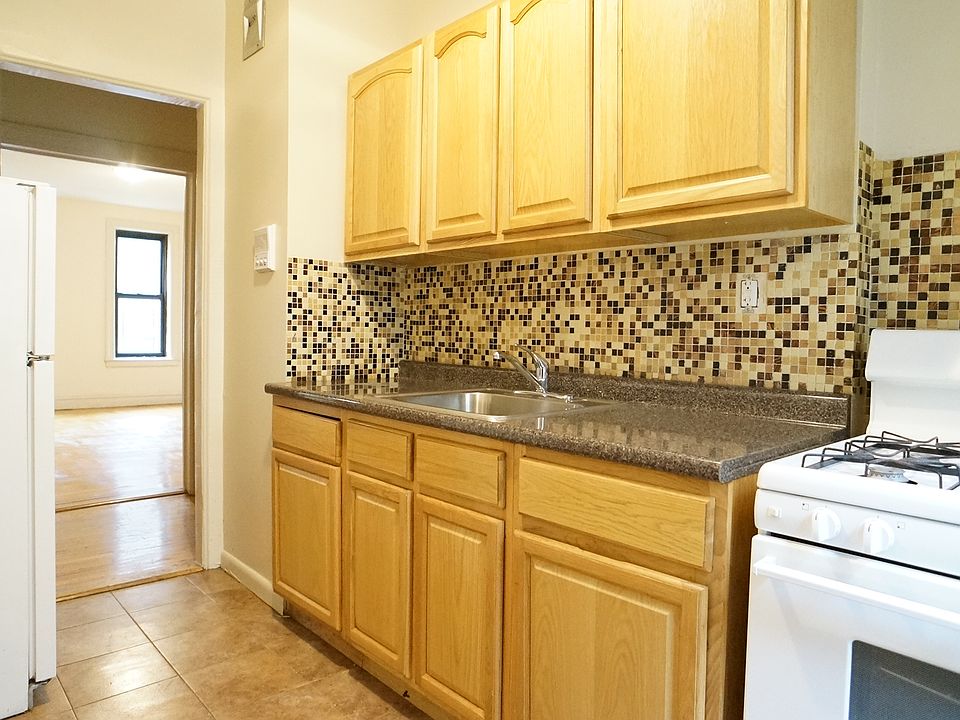 2nd image of 2676 Grand Concourse APT 3C