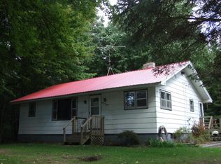 6316 Schow Rd, Holton, MI 49425