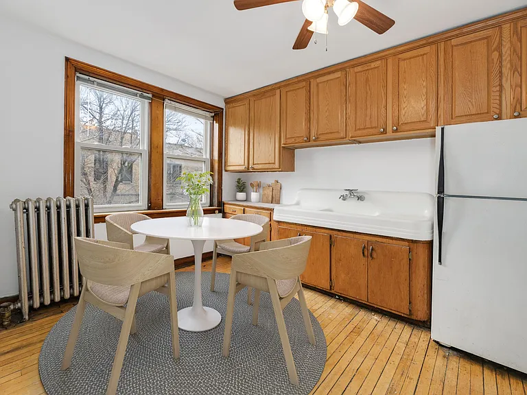 2150 W Shakespeare Ave #2R — Photo 4