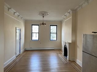 19 Henry St, Jersey City, NJ 07306