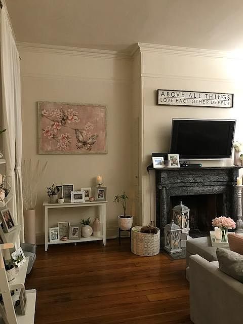 1st image of 704 S Washington Sq APT 1F