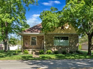174 S Main St, Pataskala, OH 43062