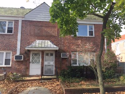7364 198th St, Flushing, NY, 11366