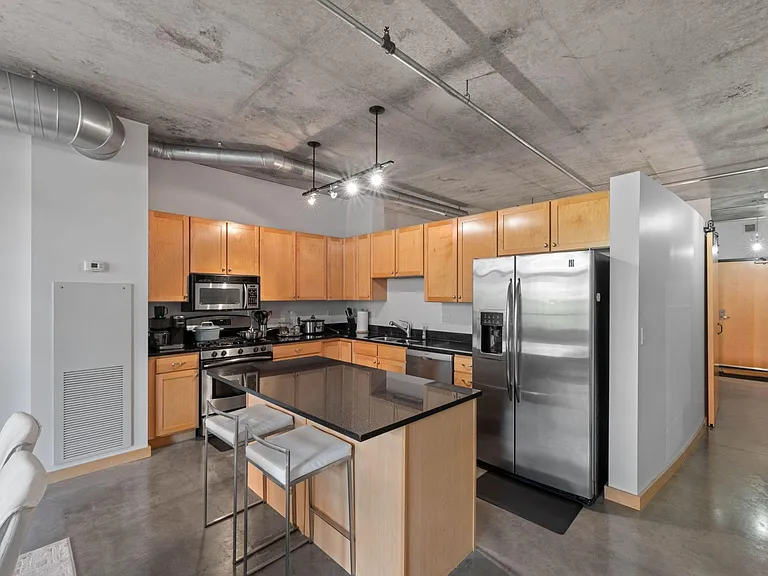 720 N 4th St #203 — Photo 3