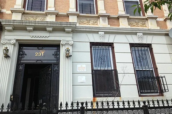 Rented by Corcoran | media 12