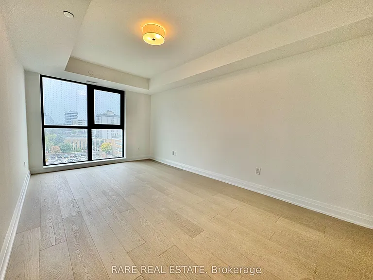 505 Glencairn Ave #319 — Photo 9