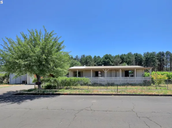 4939 Morely Loop, Eugene, OR 97402