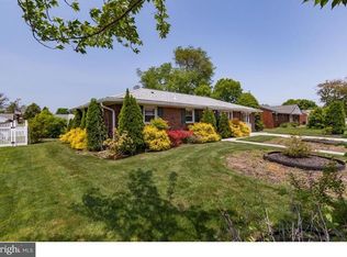 153 S School St, Gibbstown, NJ 08027