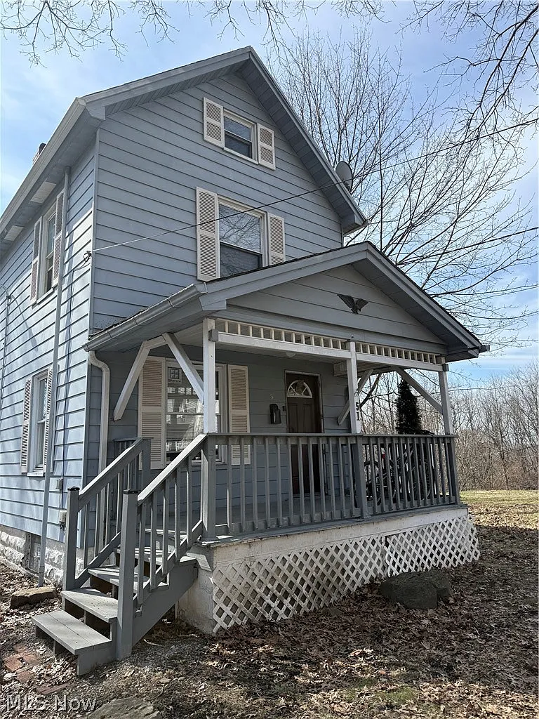 51 Highland Ave photo 1