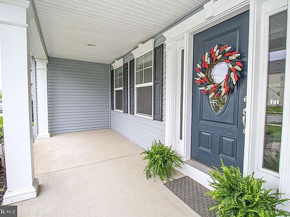 4th image of 228 John Patrick Dr