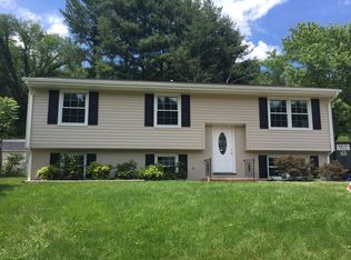 3927 Meadowlark Rd, Roanoke, VA 24018