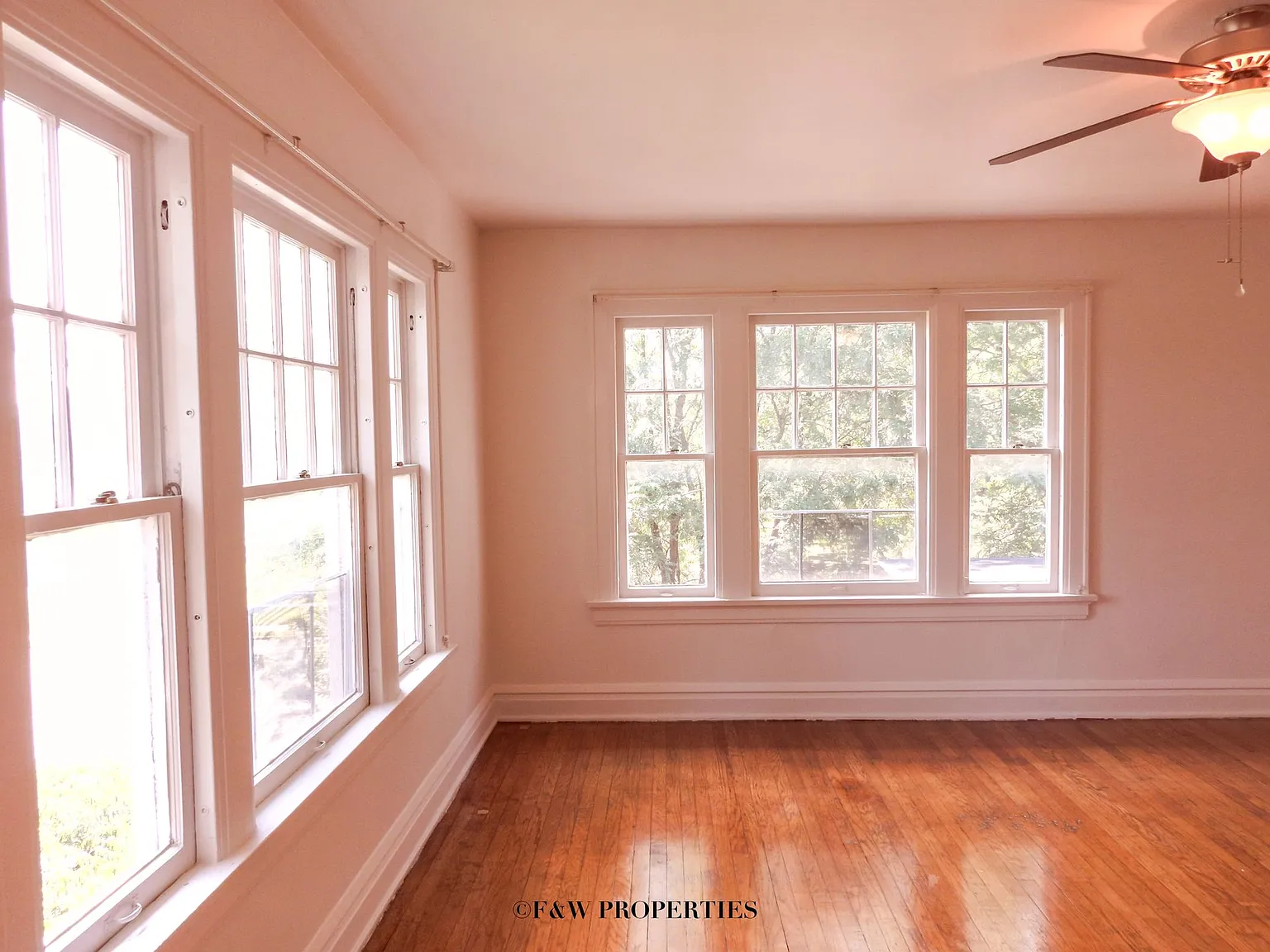 1560 E. Broad St. — Photo 2