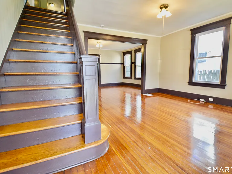 48 Riverview Pl — Photo 2