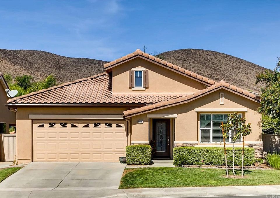 1st image of 28735 Fall Creek Ct