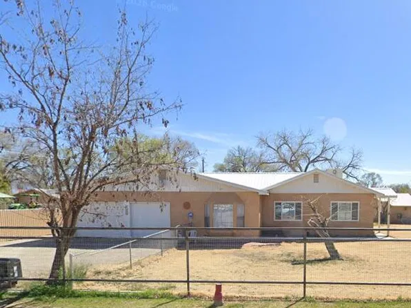 155 Valencia Dr, Bosque Farms, NM 87068