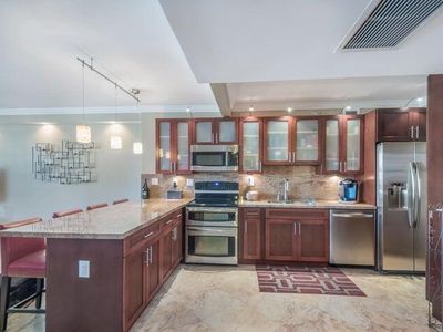 100 Lincoln Road #1208, Miami Beach, FL, 33139