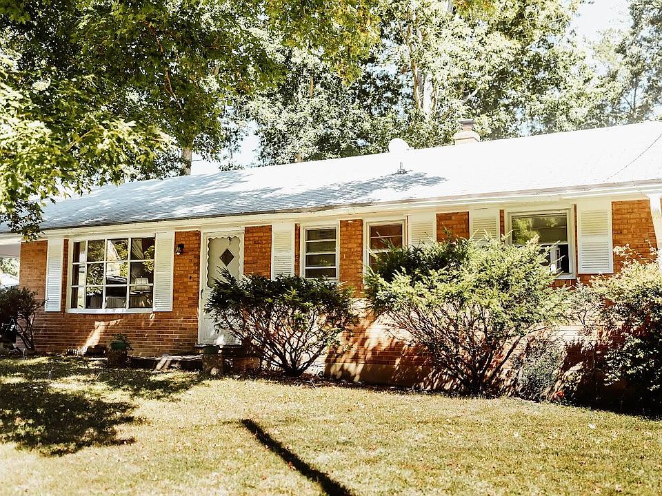 1st image of 1416 McAllister Dr