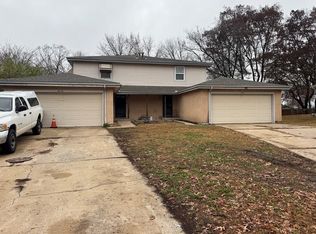 8808 E 58th Ter, Raytown, MO 64133