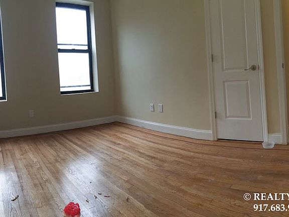 4th image of 2808 35th St APT 3G