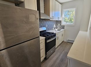 16 Finley Ave Floor 2, Staten Island, NY 10306