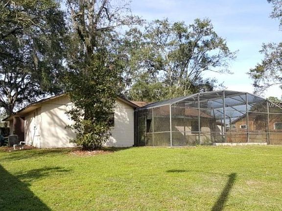 3rd image of 1057 Glenharbor Cir