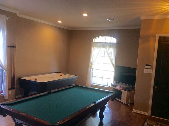 3rd image of 4531 Wellington Grove Ln