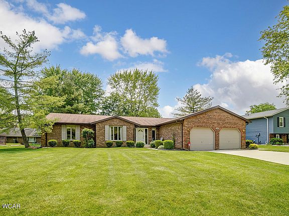 2nd image of 3635 Huntleigh Dr