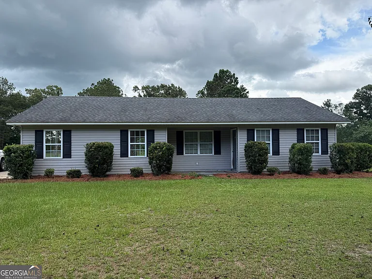 136 Trinity Rd — Photo 12