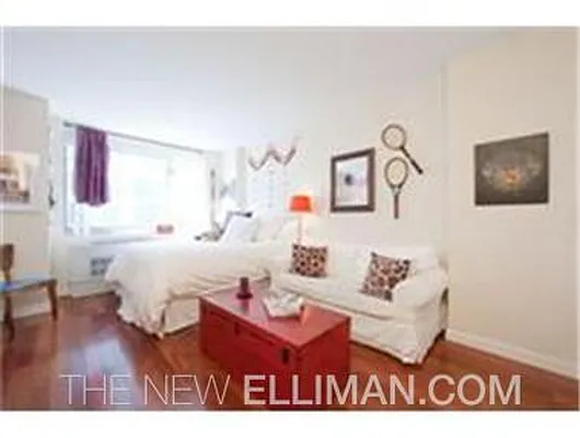 Rented by Douglas Elliman | media 23