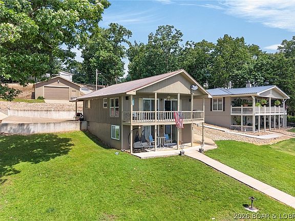 3rd image of 134 Turning Leaf Ln