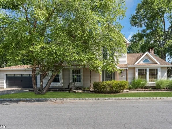 4 Davenport Rd, Rockaway Twp., NJ 07435