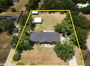 507 W South St, Whitesboro, TX 76273