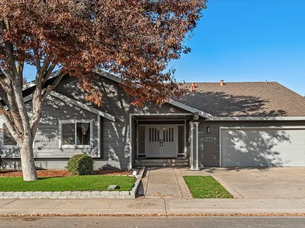 2117 Manitoba Ct, Modesto, CA 95356