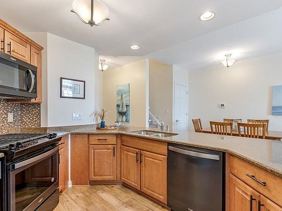 4th image of 6069 S Dune Harbor Dr
