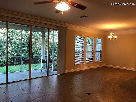 4th image of 11033 Castlemain Cir E