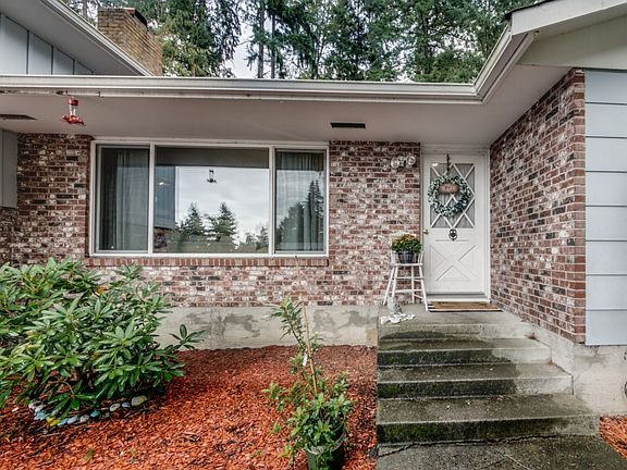 2nd image of 8117 69th Ave SW