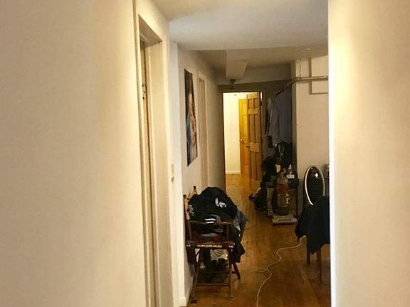 3rd image of 3309 31st Ave #1