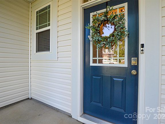 4th image of 15609 Little Bluestem St