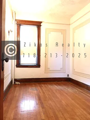 Rented by Zikos Realty Services | media 2