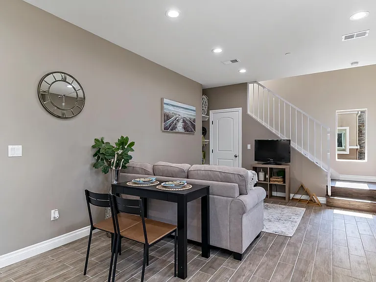 14095 Edwards St — Photo 6