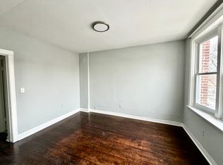 3026 W 38th Pl #F2, Chicago, IL 60632