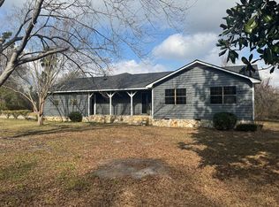 6415 George Deen Rd, Broxton, GA 31519