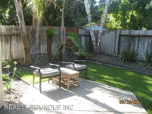 4th image of 9312 Soaring Oaks Dr